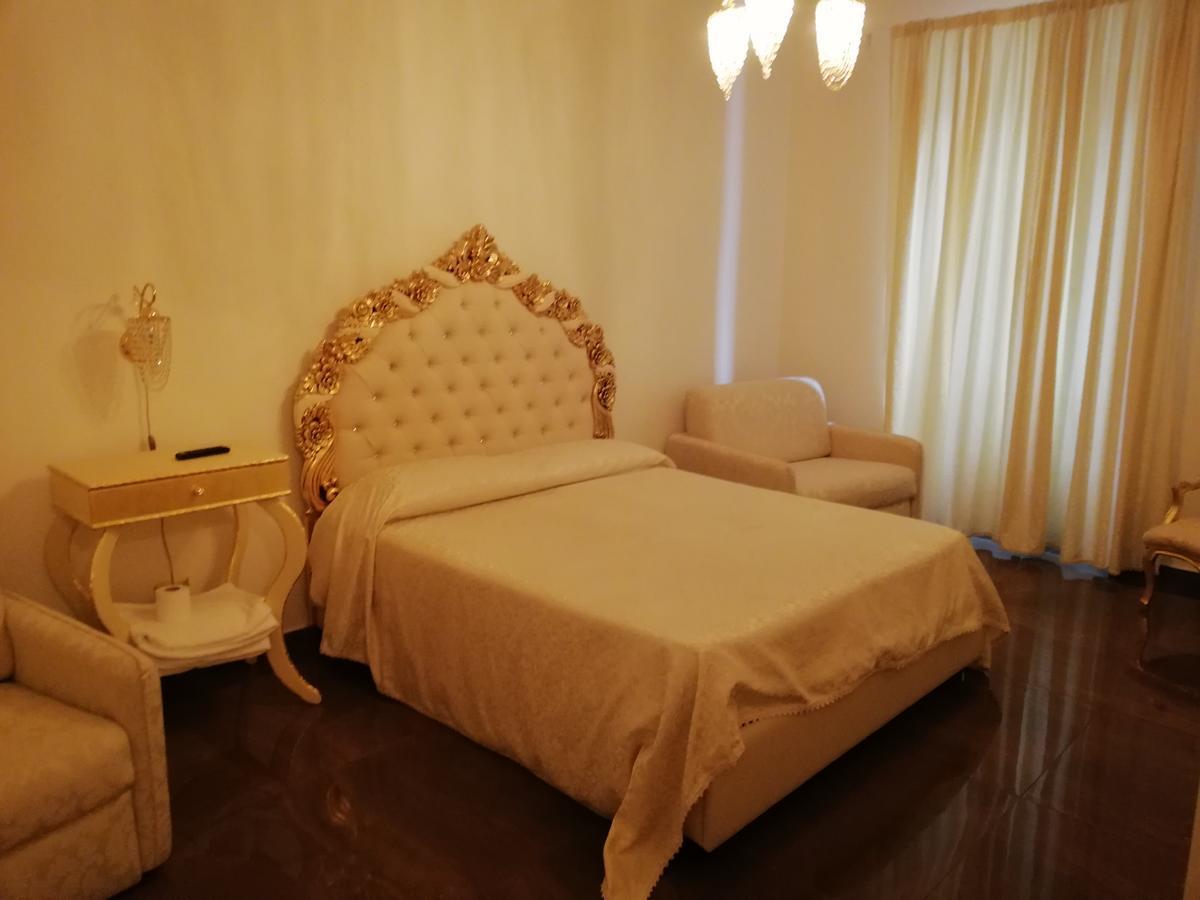 Bed & Breakfast Beb Mariafrancesca Napels