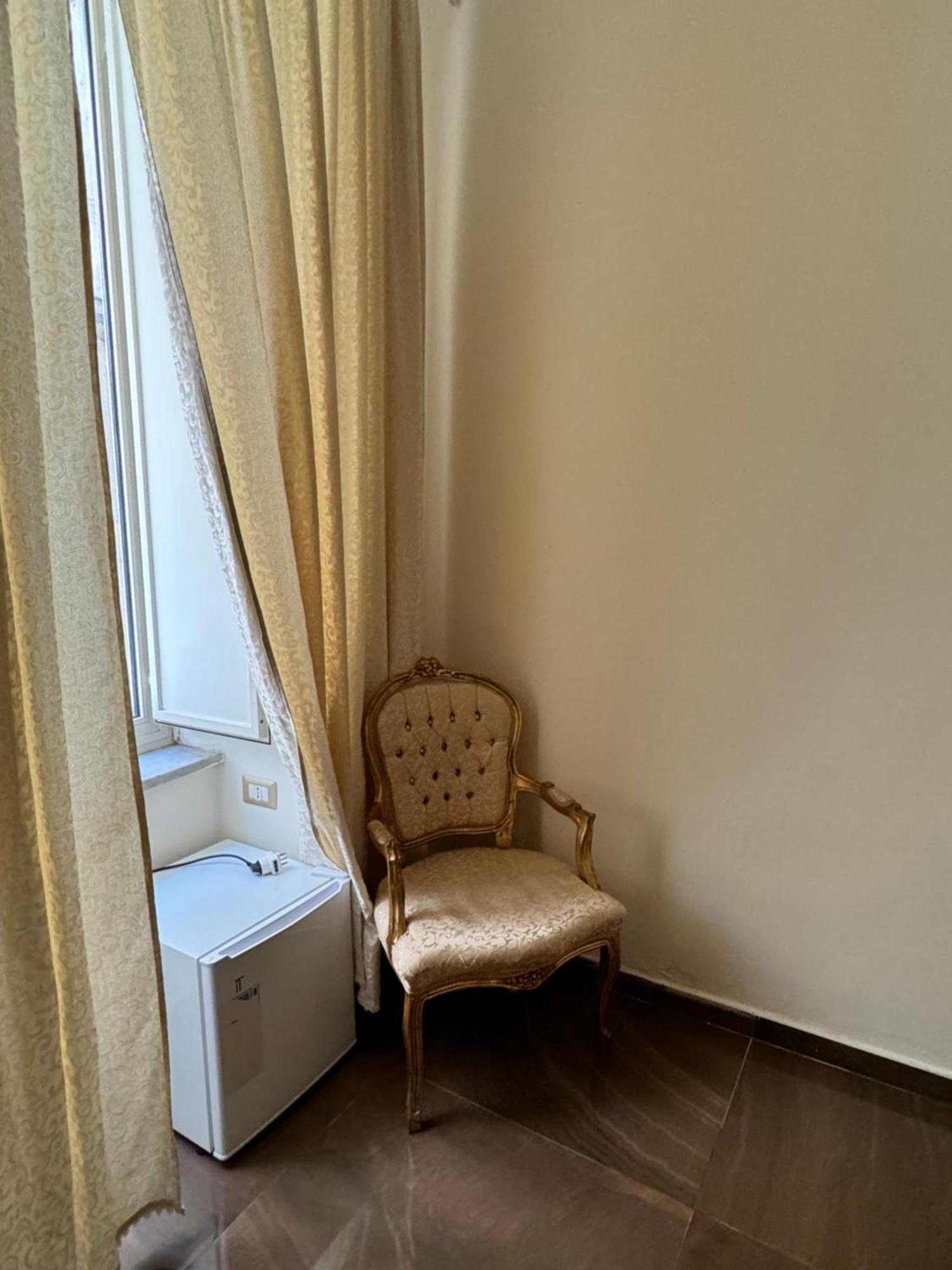 Beb Mariafrancesca Bed & Breakfast Napoli