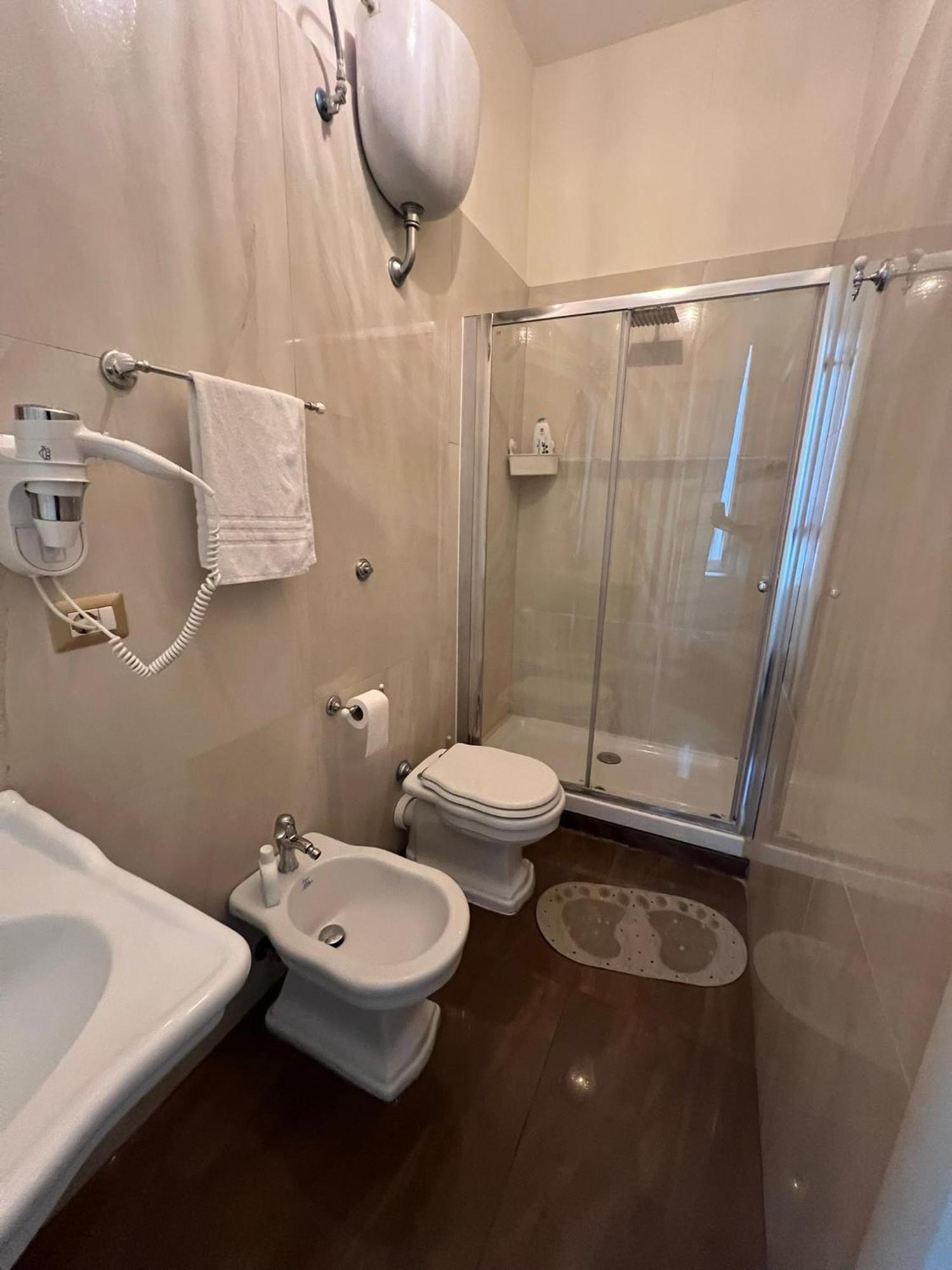 Beb Mariafrancesca 3* Napoli