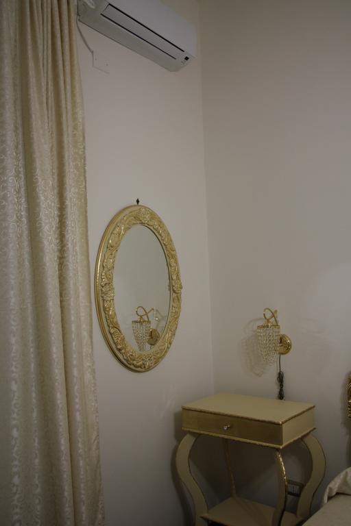 Beb Mariafrancesca Bed & Breakfast Napoli